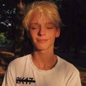 Meet your Posher, Jacey